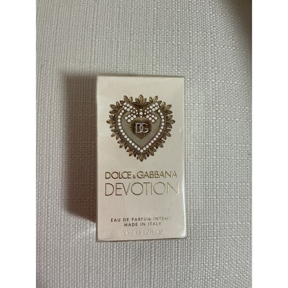 Dolce & Gabbana Queen - Picture 1 of 1